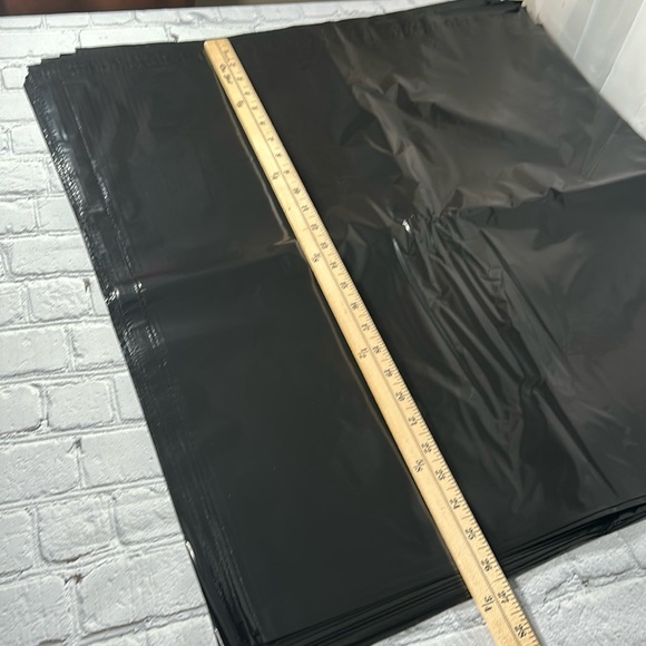 Huge Poly Mailer 24”x24” Black 30 mailers Big Poly Mailer - Picture 5 of 7